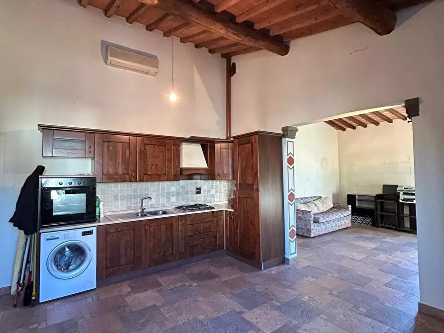 Immagine 4 di Trilocale in vendita  in Via Lucca a Firenze