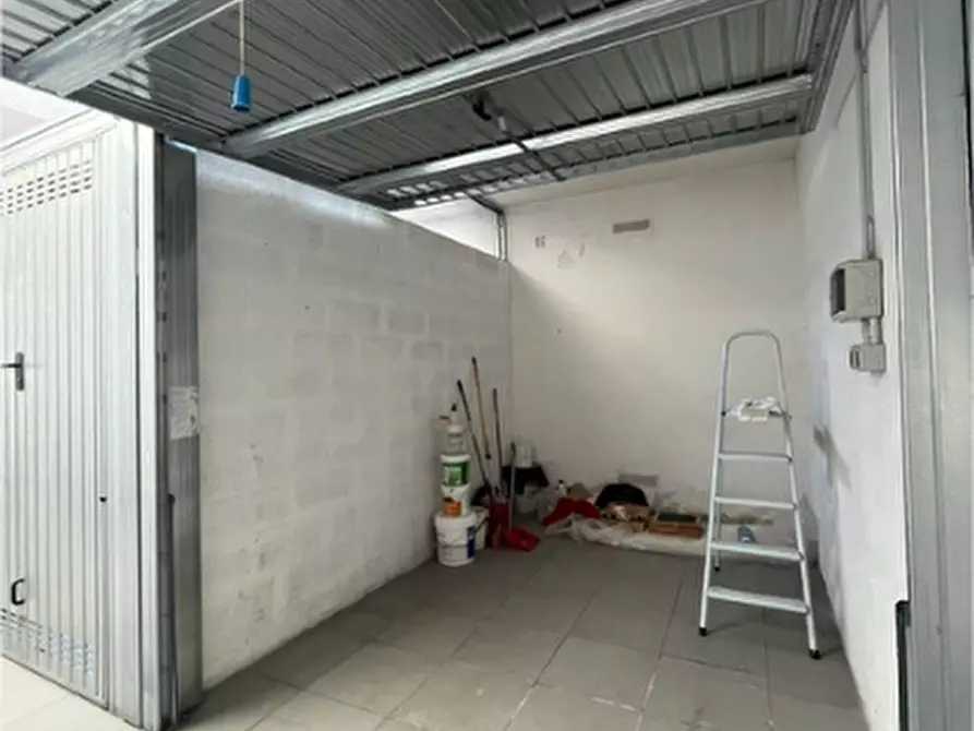 Immagine 2 di Magazzino in vendita  in Via di San Gervasio a Firenze