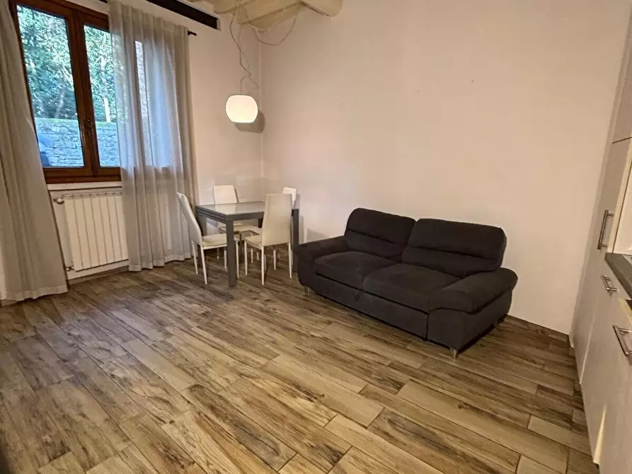 Immagine 1 di Bilocale in vendita  in Piazza Acciaiuoli a Firenze