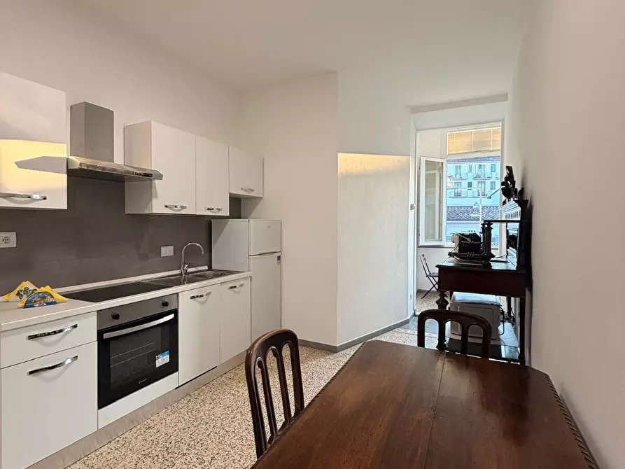 Immagine 17 di Quadrilocale in affitto  in Via Palestro a Firenze