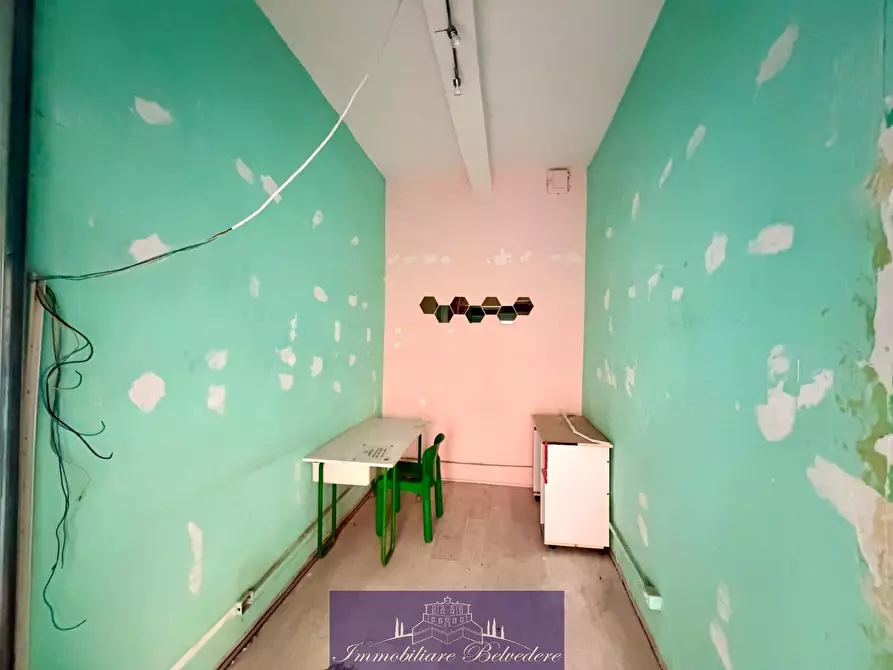 Immagine 3 di Locale commerciale in vendita  in Via Mino a Firenze