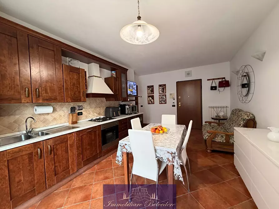 Immagine 2 di Bilocale in affitto  in Piazza Unità d'Italia a Figline E Incisa Valdarno