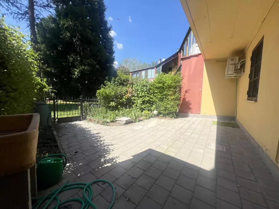 Immagine 9 di Casa bifamiliare in vendita  in Via Poggio 21c a San Giovanni In Persiceto