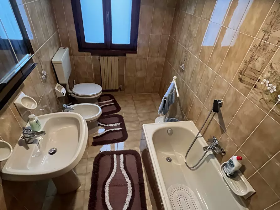 Immagine 19 di Villa in vendita  in Via Alessandro Volta 54 a Crevalcore