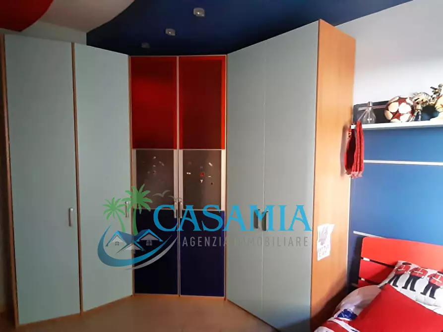 Immagine 19 di Pentalocale in vendita  a Ripatransone