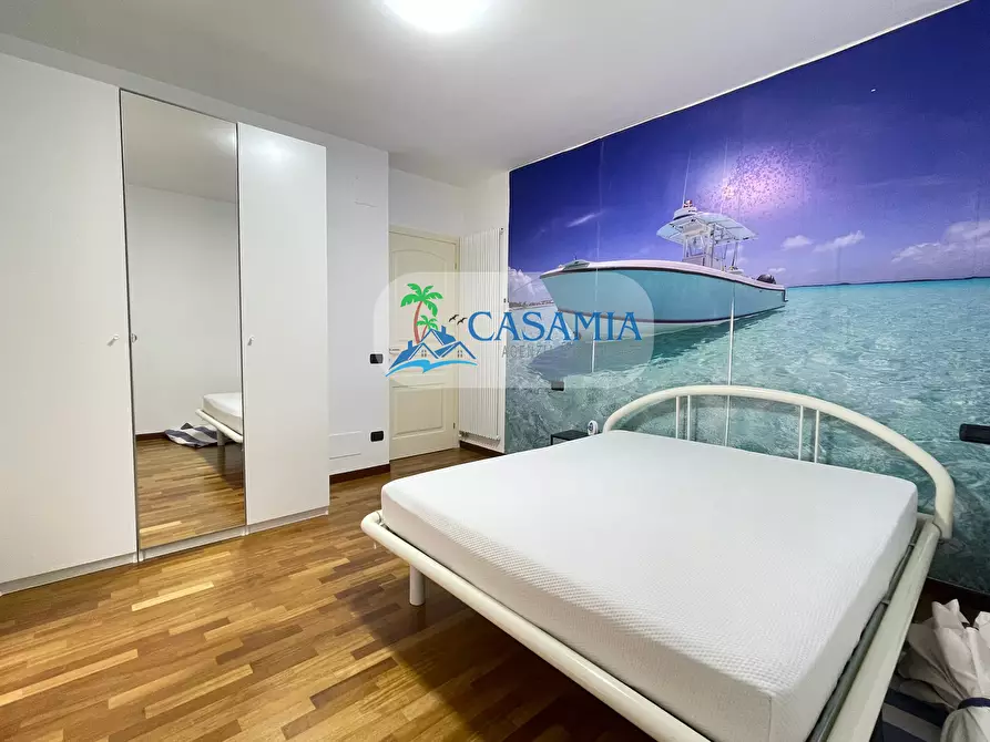 Immagine 19 di Trilocale in vendita  a Cupra Marittima