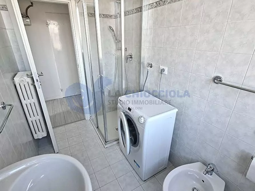 Immagine 11 di Bilocale in vendita  in Via Saliceto a Bologna