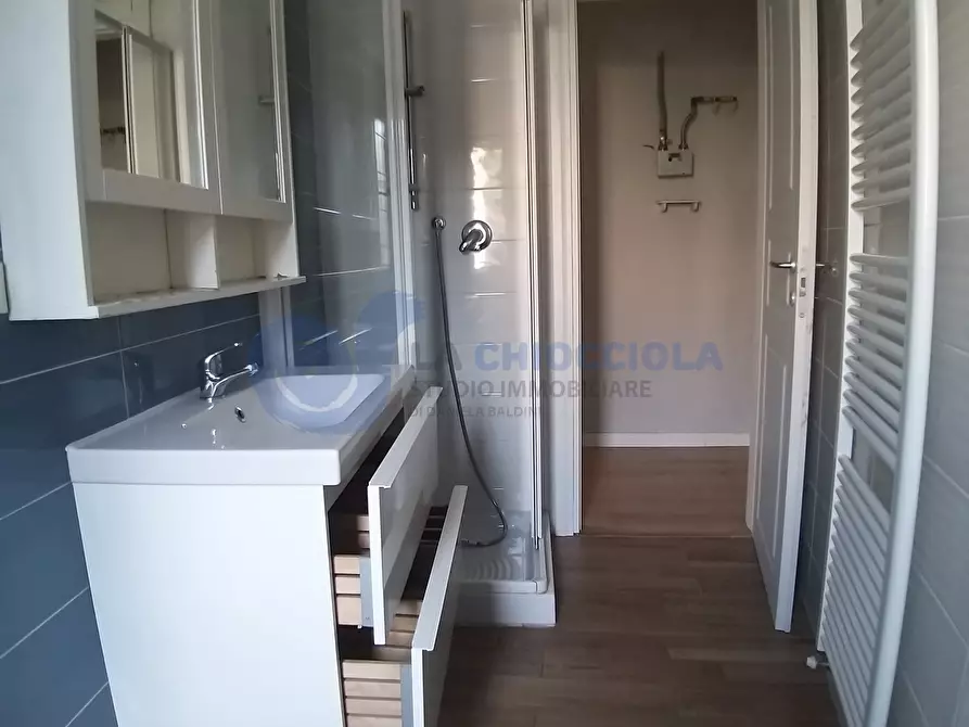 Immagine 30 di Trilocale in affitto  in VIA RANZANI a Bologna