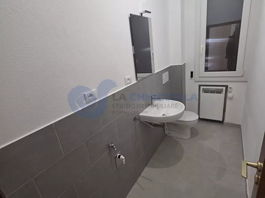 Immagine 21 di Appartamento in affitto  a Bologna