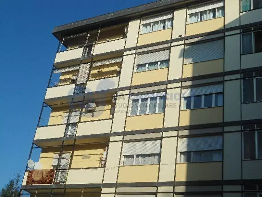 Immagine 19 di Trilocale in affitto  in via Valdossola a Bologna