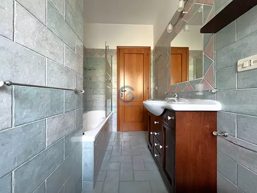 Immagine 15 di Trilocale in affitto  in Strada Diciannove 5 a Catanzaro