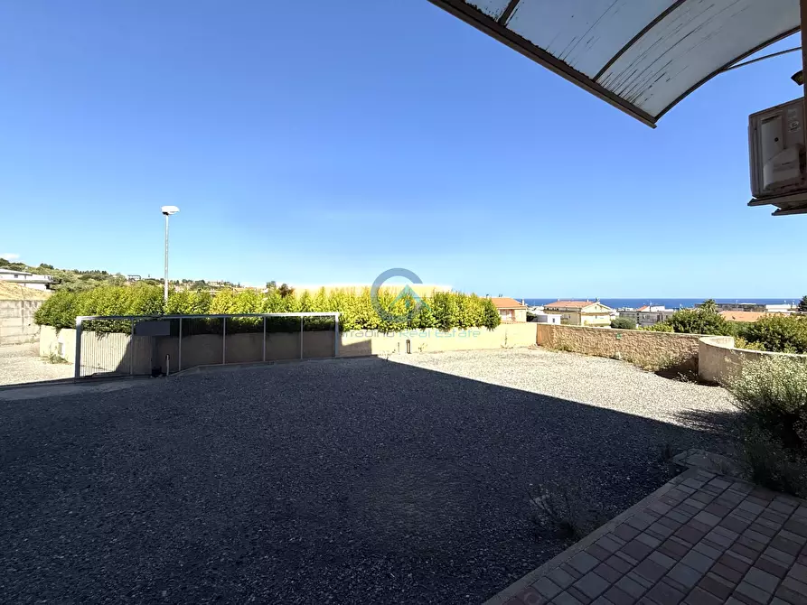 Immagine 12 di Ufficio in vendita  in Via Milazzo 32 a Catanzaro