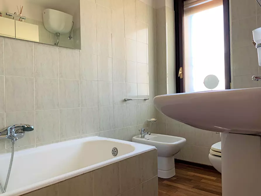 Immagine 13 di Quadrilocale in affitto  a Catanzaro