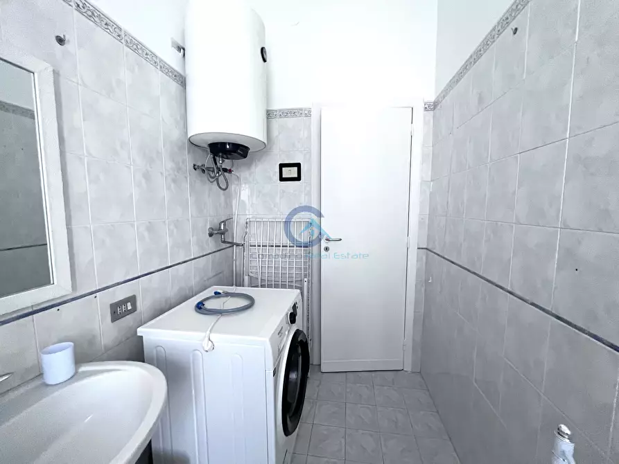 Immagine 9 di Stanza singola in affitto  a Catanzaro