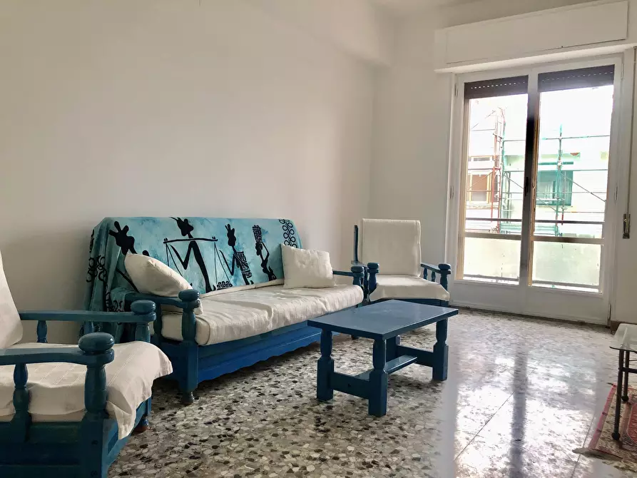 Immagine 6 di Stanza singola in affitto  a Catanzaro