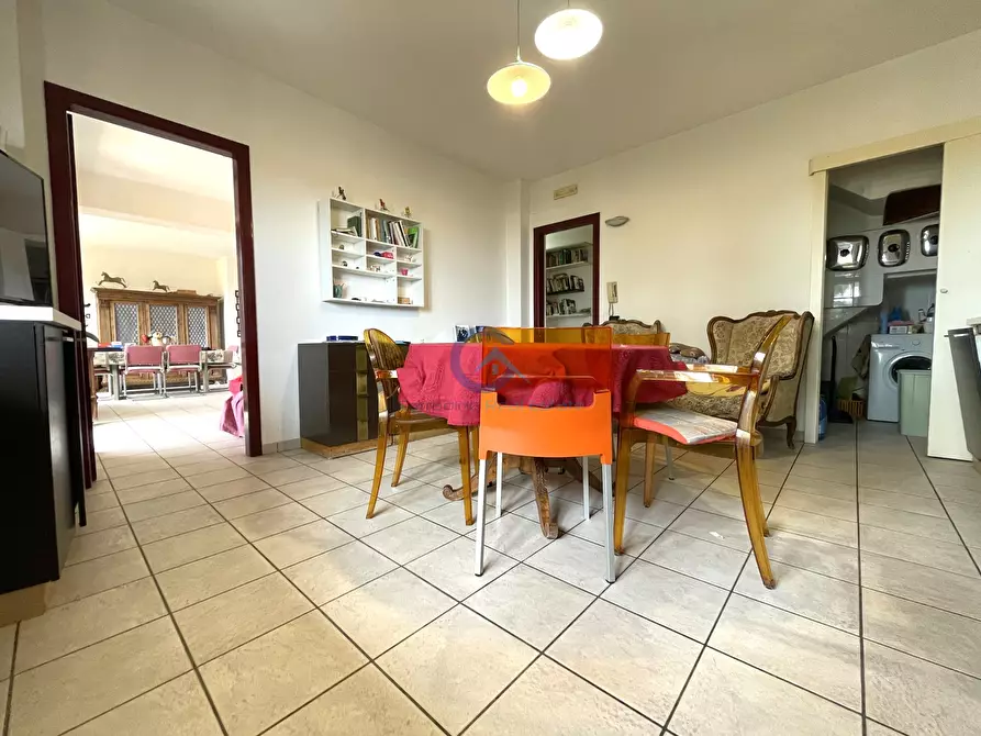 Immagine 5 di Quadrilocale in vendita  in Via Regina Madre 42 a Catanzaro