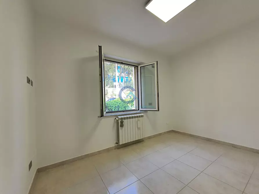 Immagine 11 di Trilocale in affitto  in Via Domenico Marincola Pistoia 115 a Catanzaro
