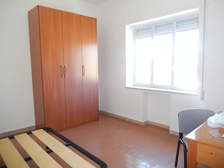 Immagine 21 di Stanza singola in affitto  a Catanzaro