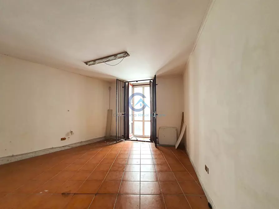 Immagine 4 di Locale commerciale in affitto  a Catanzaro