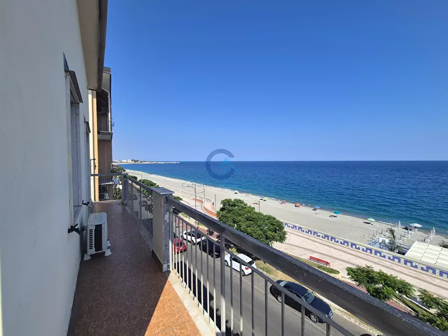 Immagine 10 di Bilocale in affitto  a Catanzaro