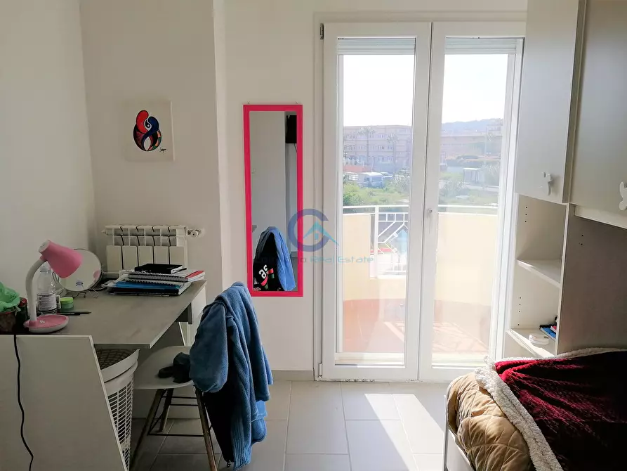 Immagine 12 di Stanza singola in affitto  a Catanzaro