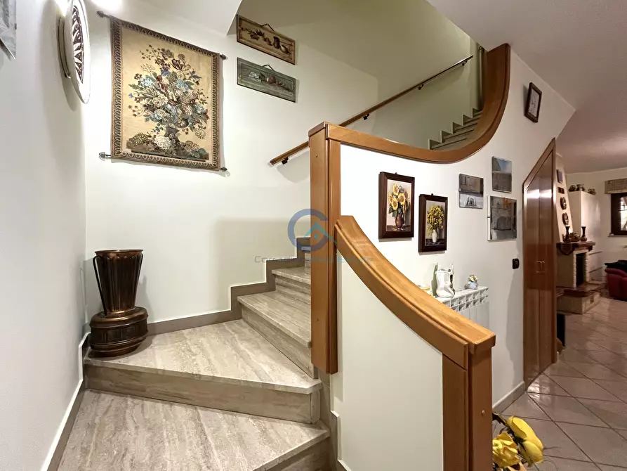 Immagine 13 di Casa trifamiliare in vendita  a Catanzaro