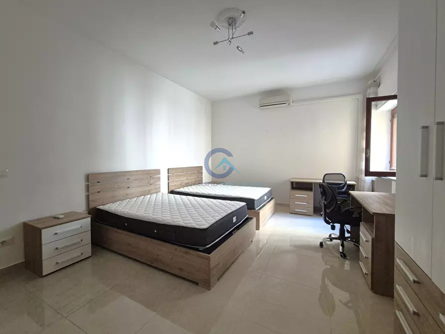 Immagine 2 di Bilocale in affitto  in Piazza Anita Garibaldi 26 a Catanzaro