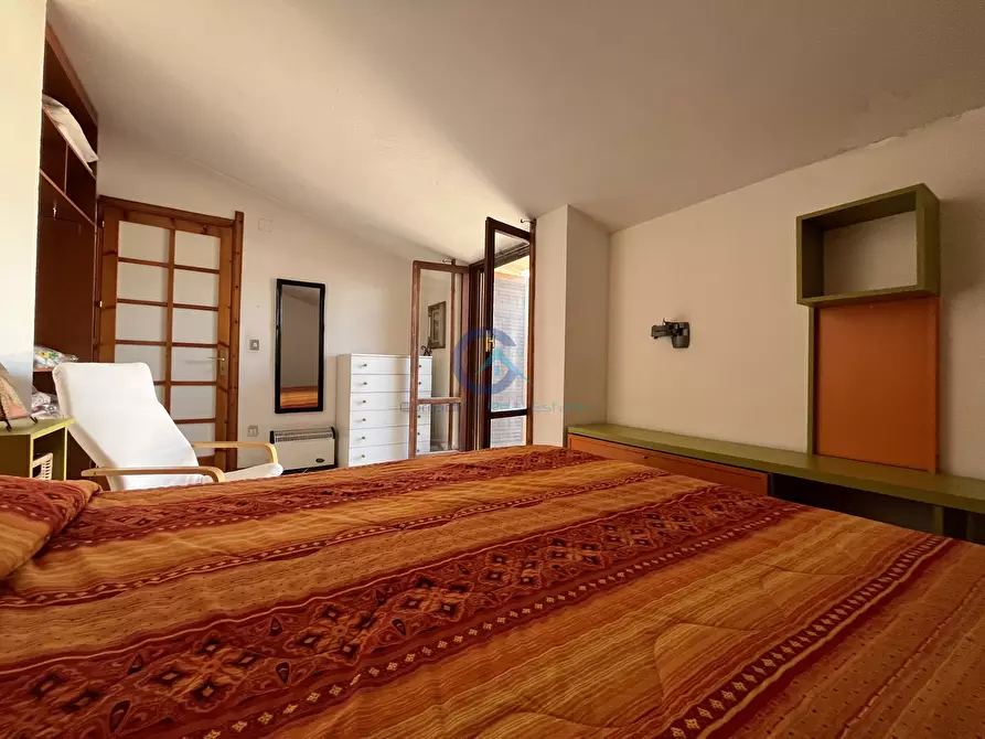 Immagine 15 di Attico in vendita  in Viale San Francesco da Paola 1 a Sellia Marina