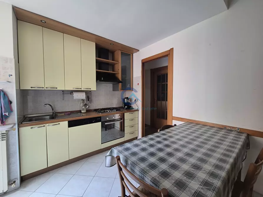 Immagine 2 di Stanza singola in affitto  a Catanzaro