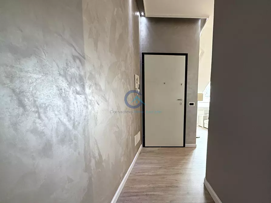 Immagine 14 di Attico in vendita  in Via Carlo Pisacane 26 a Catanzaro