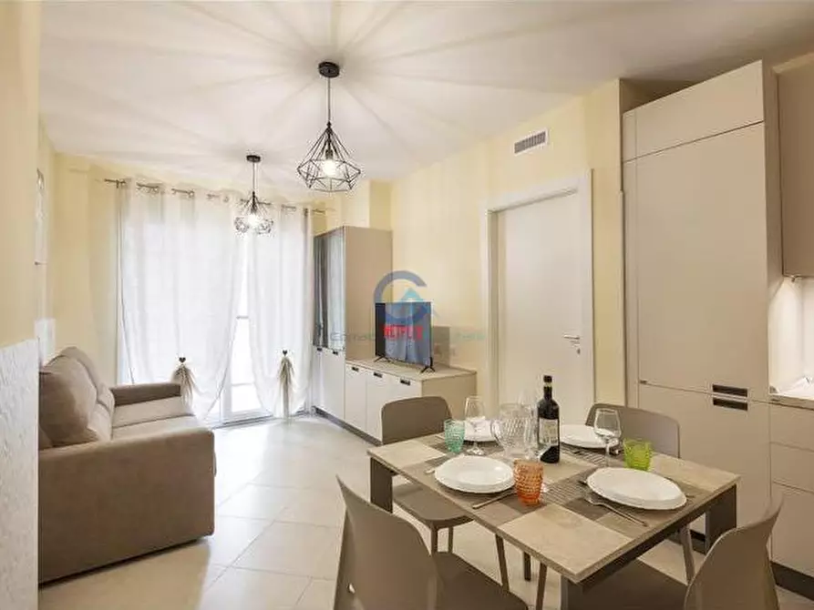 Immagine 2 di Bilocale in affitto  in Via Gottlieb Wilhelm Daimler 4 a Milano