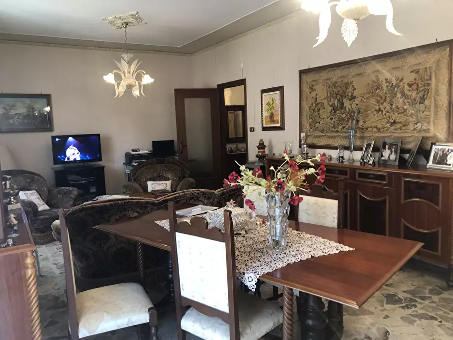 Immagine 11 di Quadrilocale in vendita  in Via Tisia a Siracusa