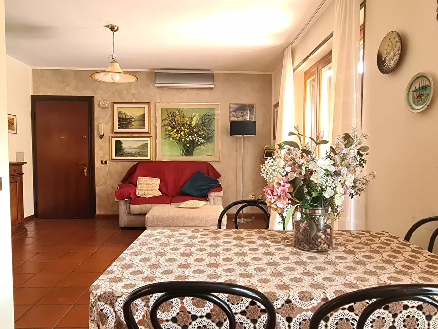 Immagine 9 di Quadrilocale in vendita  in Via Martiri Piazza della Loggia 46A a Capriano Del Colle