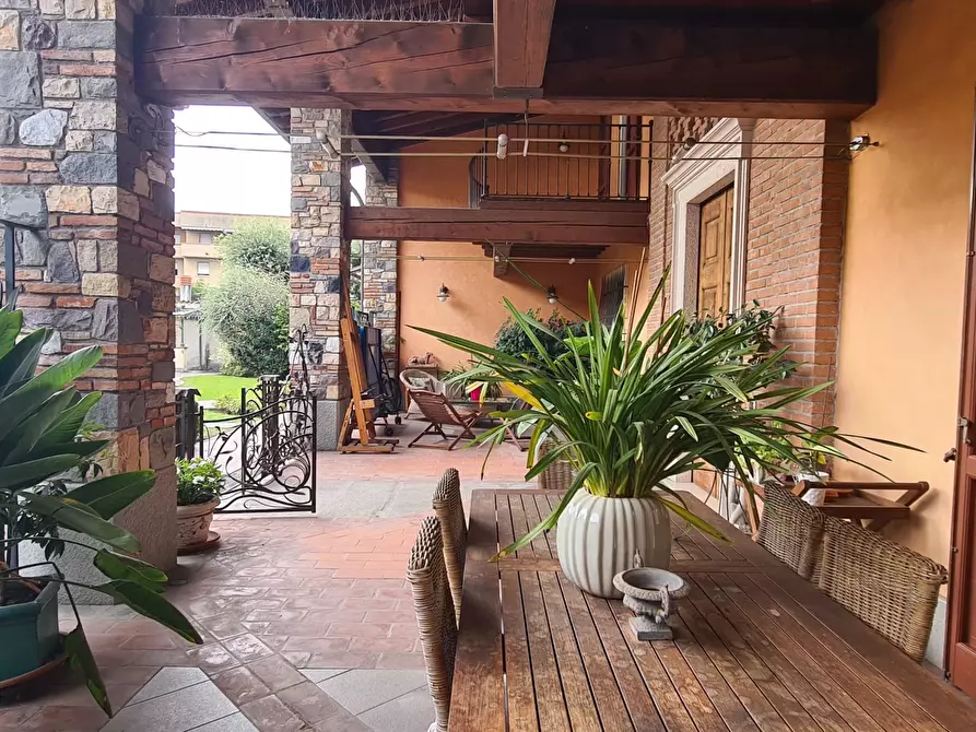 Immagine 2 di Villa in vendita  in Via San Benedetto 5 a Ospitaletto