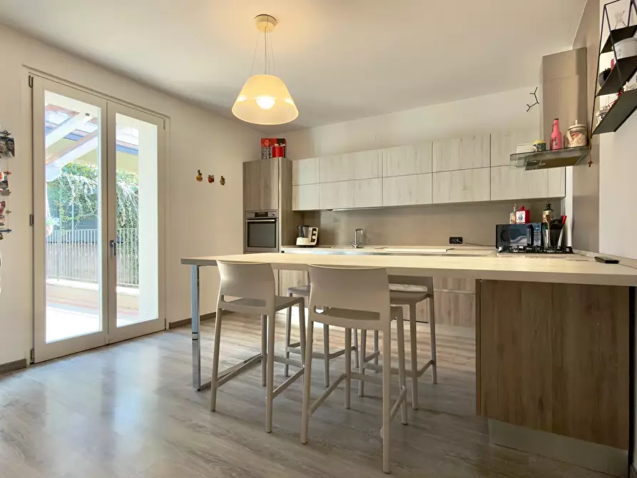 Immagine 5 di Villetta a schiera in vendita  in Via della Fonte a Nave