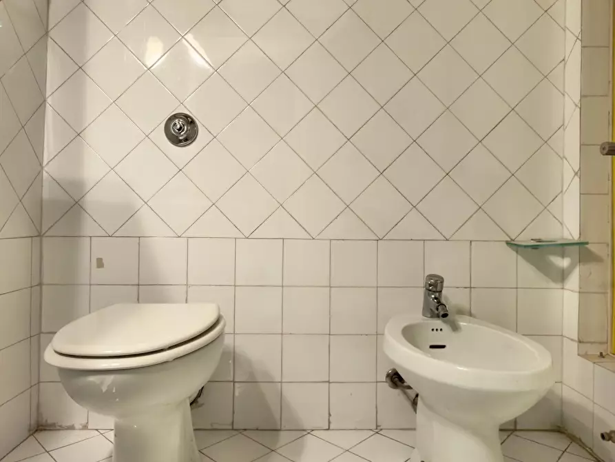 Immagine 11 di Bilocale in vendita  in Via Indipendenza 34 a Brescia