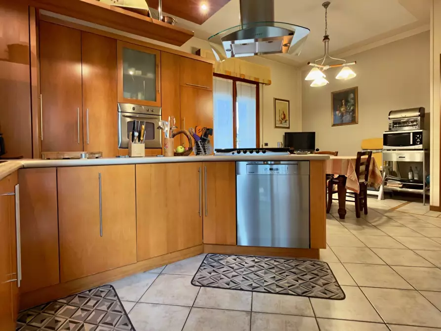 Immagine 5 di Casa indipendente in vendita  in Via I Maggio a Castegnato