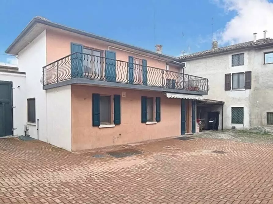 Immagine 1 di Porzione di casa in affitto  in Via Solferino 23 a Leno