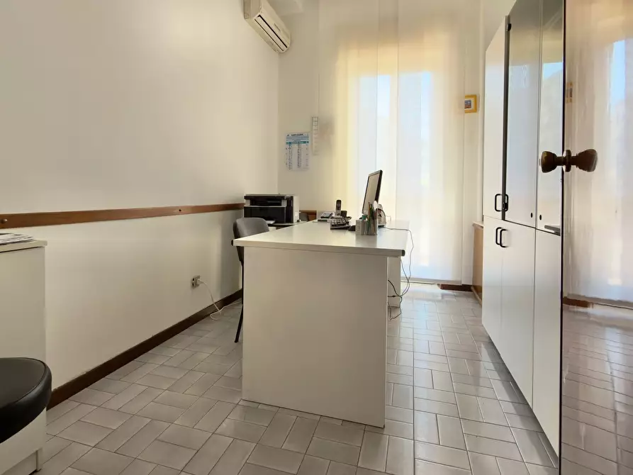 Immagine 2 di Quadrilocale in vendita  in Via Agostino Bassi 8 a Brescia