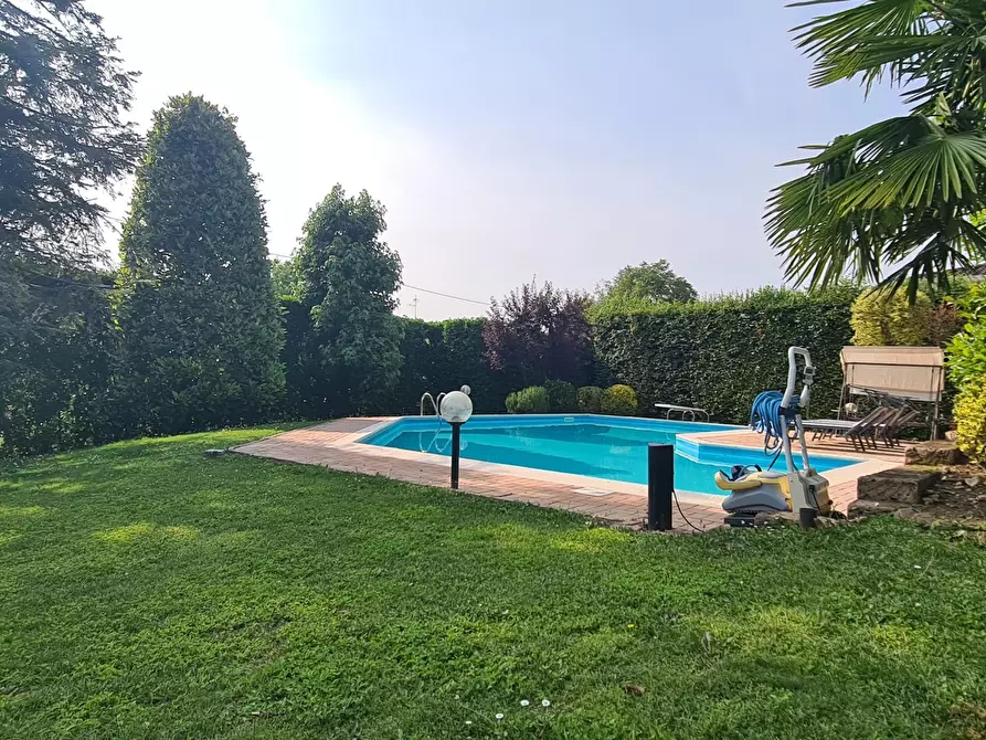 Immagine 2 di Villa in vendita  in via Gramsci 5 a Comezzano-Cizzago