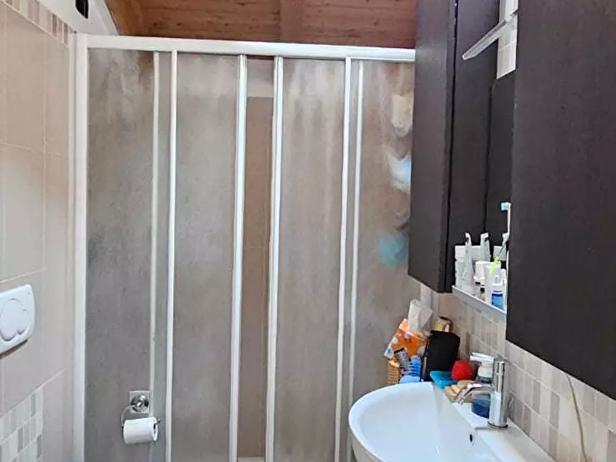 Immagine 21 di Villa in vendita  a Bedizzole