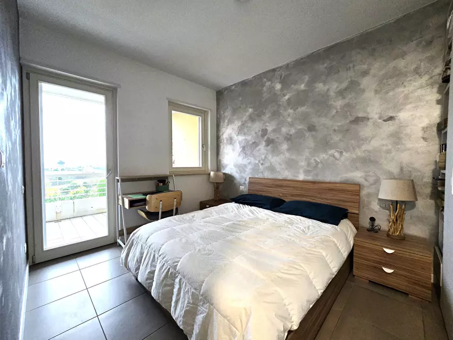 Immagine 15 di Bilocale in vendita  in Via Guglielmo Petroni 38 a Roma