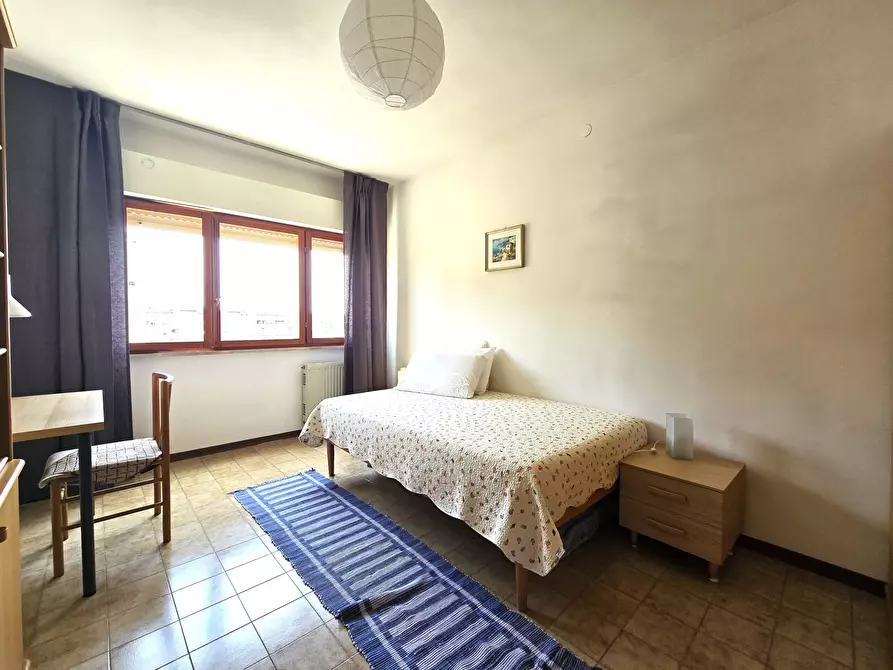 Immagine 1 di Stanza singola in affitto  in Viale Lina Cavalieri 103 a Roma