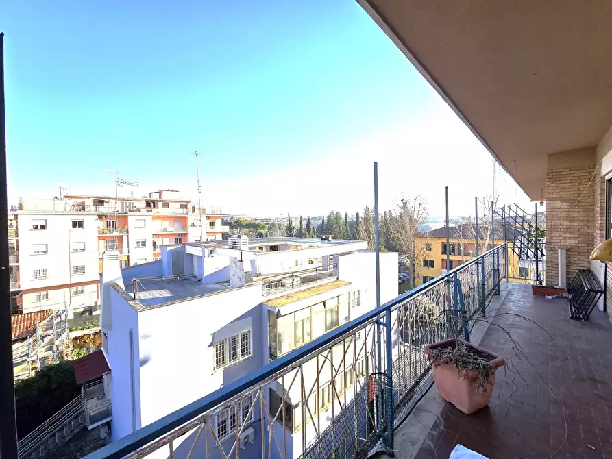 Immagine 20 di Bilocale in affitto  in Via della Bufalotta 15 a Roma