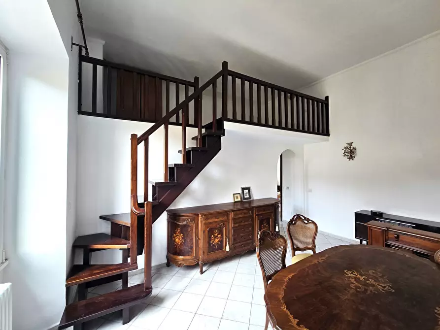 Immagine 12 di Trilocale in affitto  in Piazza di Santa Croce in Gerusalemme 1 a Roma