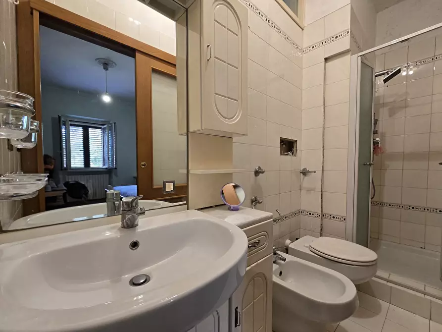 Immagine 25 di Quadrilocale in vendita  in Via Ramiro Fabiani 116 a Roma