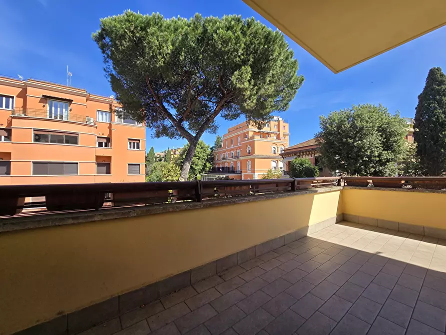 Immagine 29 di Pentalocale in affitto  in Via Francesco Denza 3 a Roma