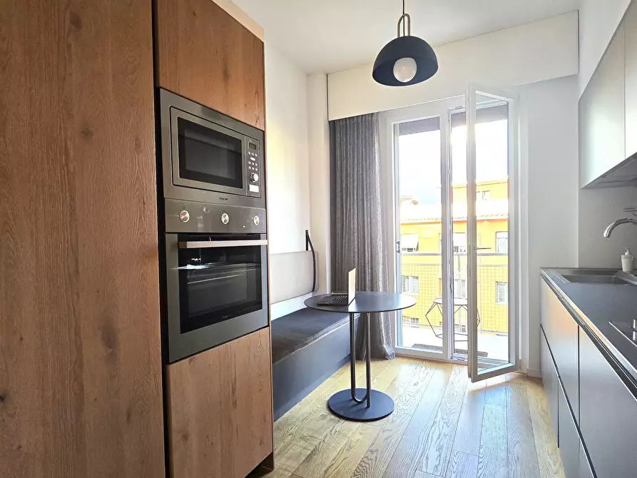 Immagine 7 di Trilocale in affitto  in Via Capo Miseno 6 a Roma