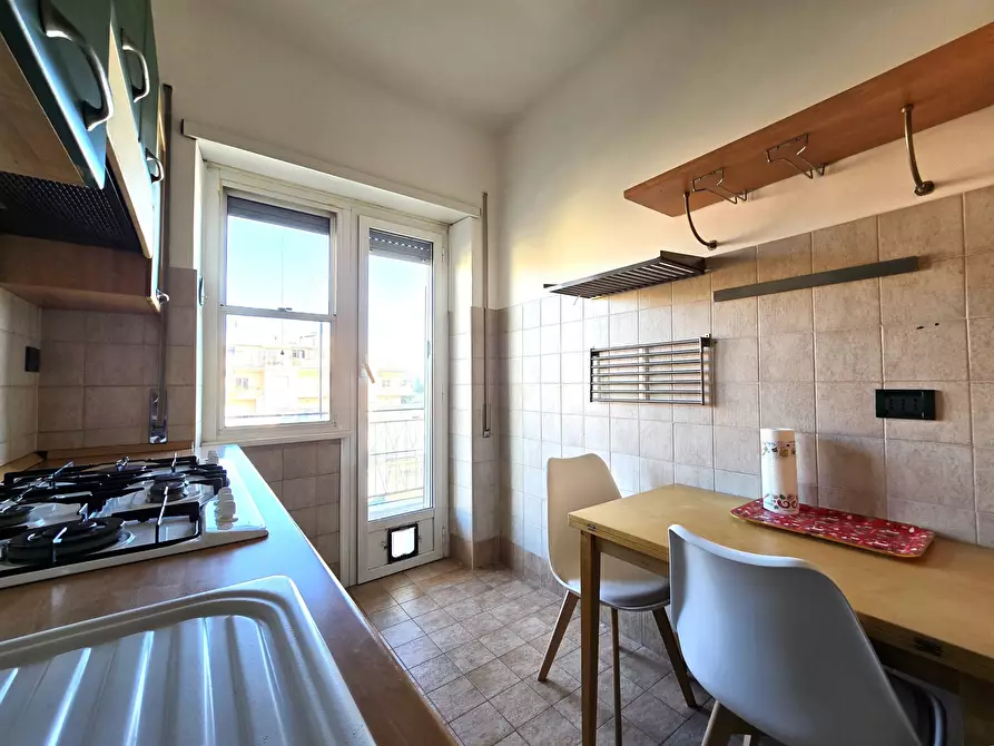 Immagine 16 di Bilocale in affitto  in Via della Bufalotta 15 a Roma