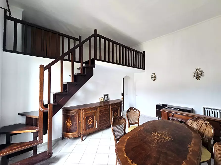 Immagine 10 di Trilocale in affitto  in Piazza di Santa Croce in Gerusalemme 1 a Roma